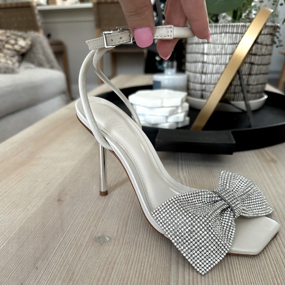 SCHUTZ MILA BOW HEELS - Picture 2 of 10